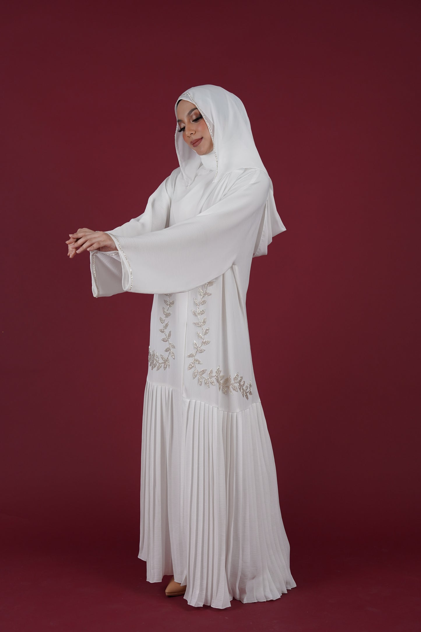 REYZAN ABAYA OFF WHITE