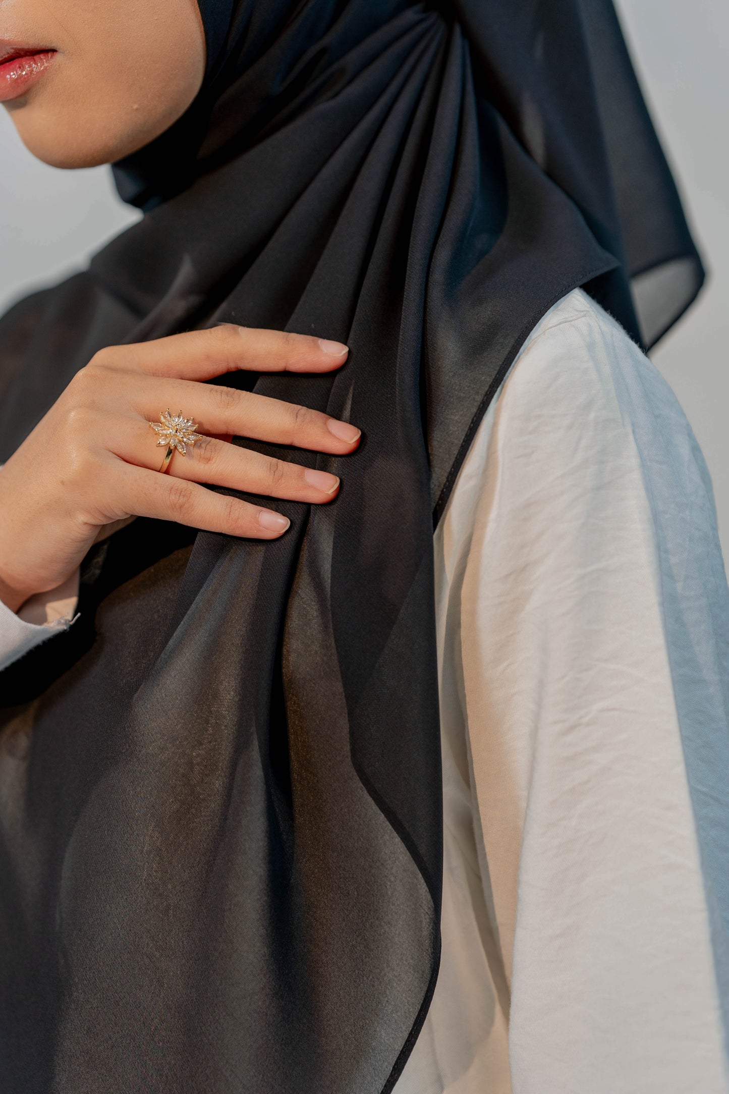 MALEEQA HIJAB BLACK