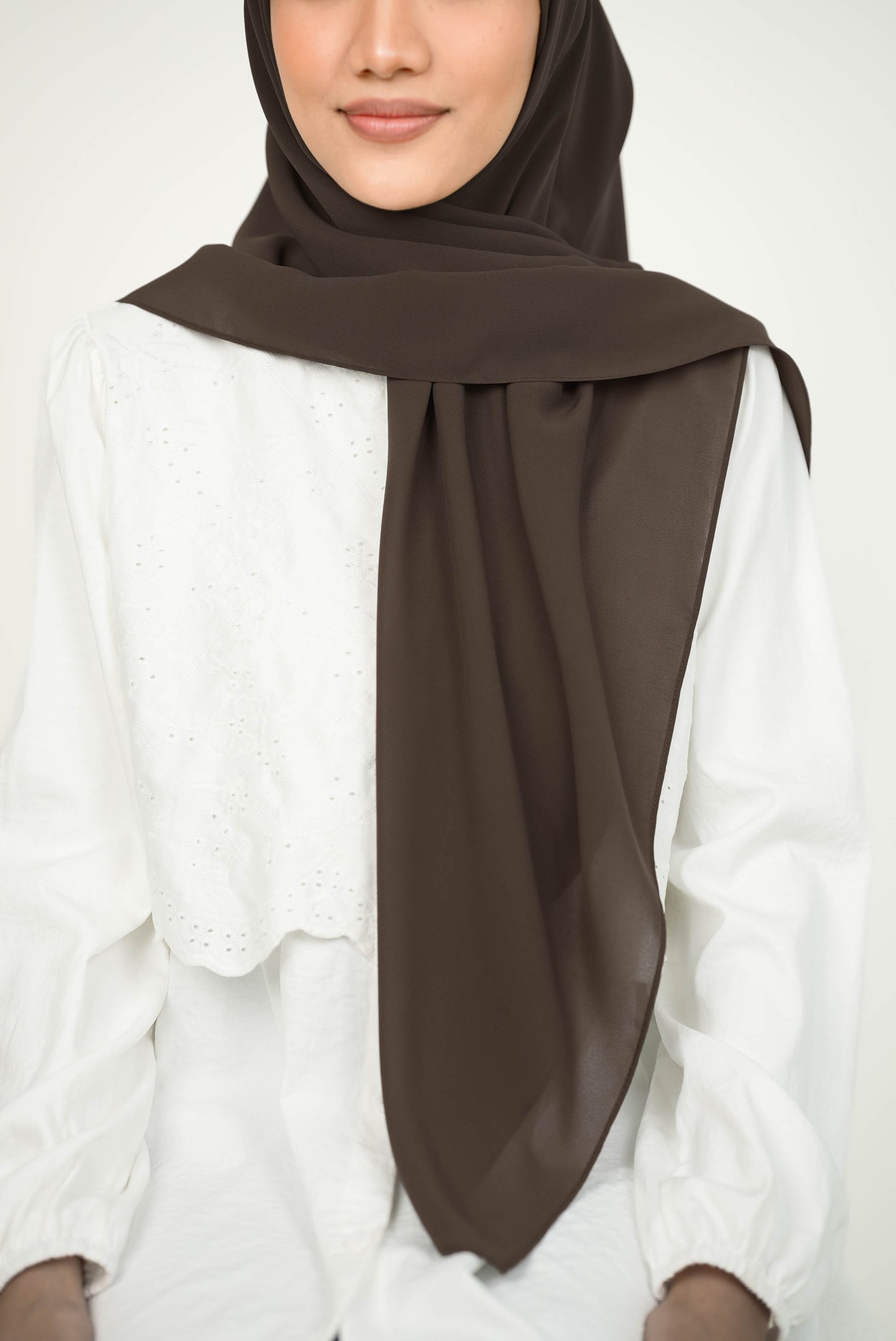 MALEEQA HIJAB BROWN