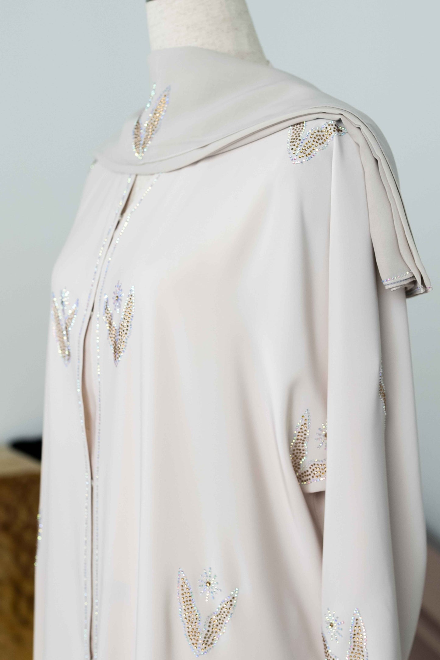 LANIRA ABAYA EGGSHELL
