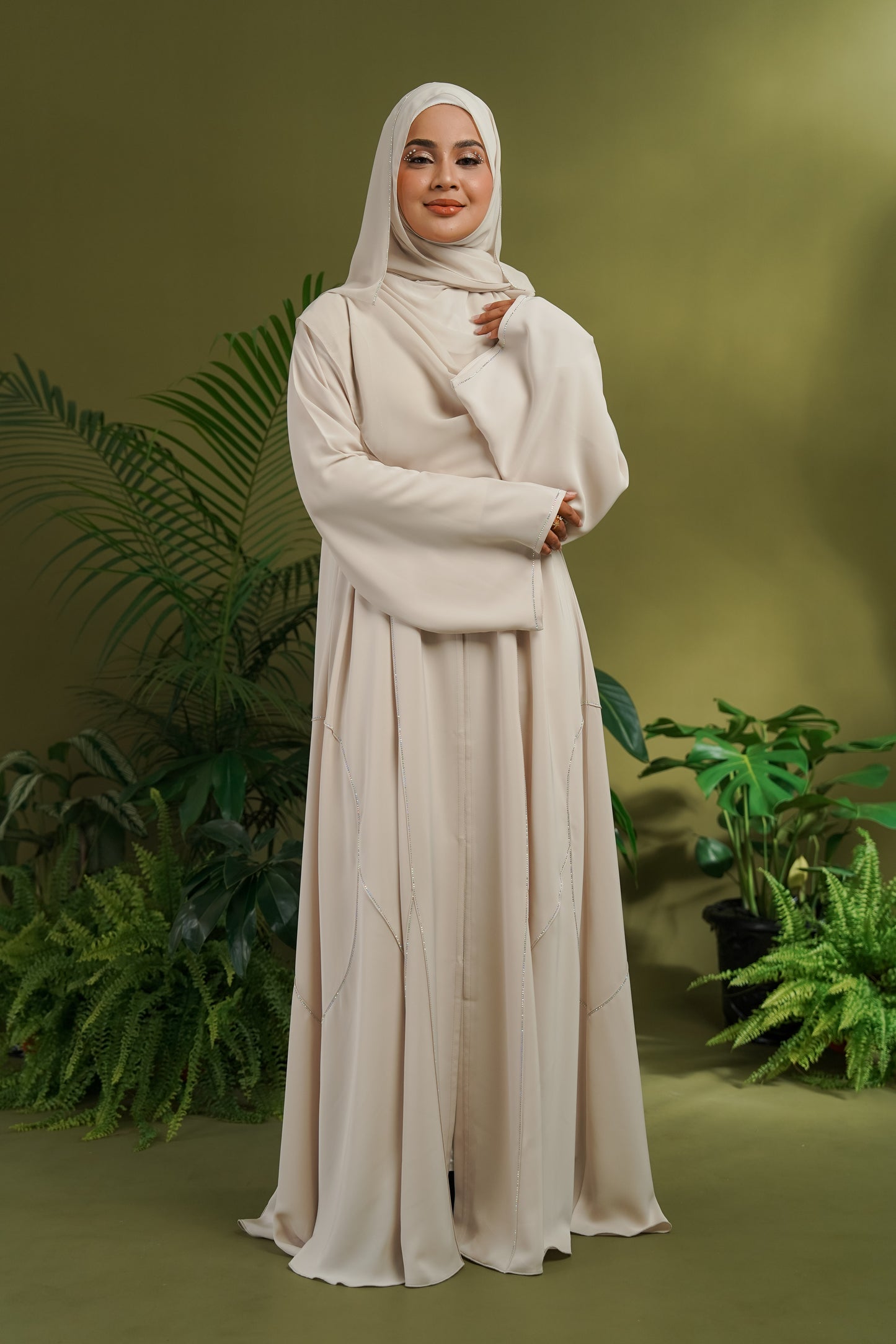 FATMA ABAYA EGGSHELL