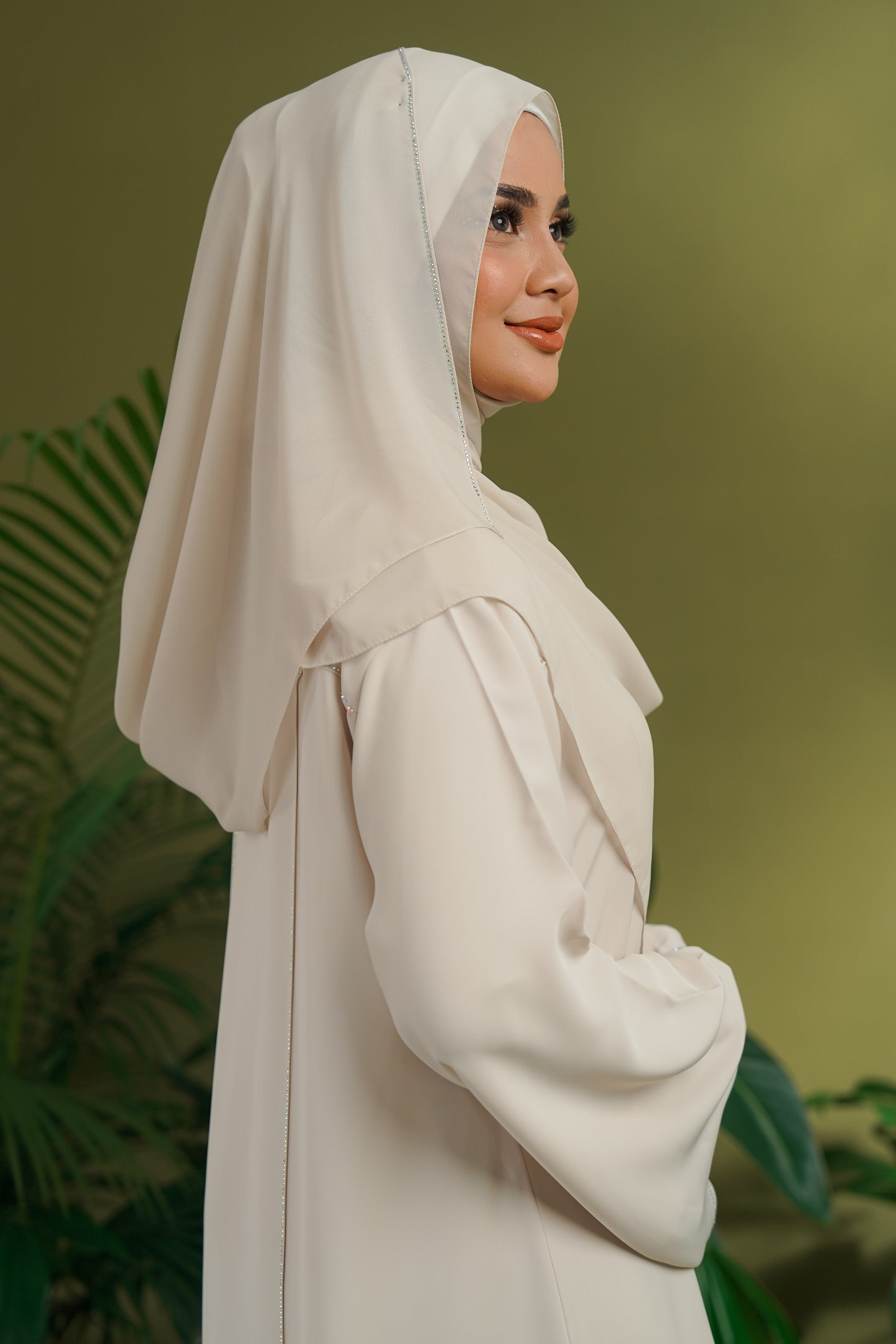 FATMA ABAYA EGGSHELL