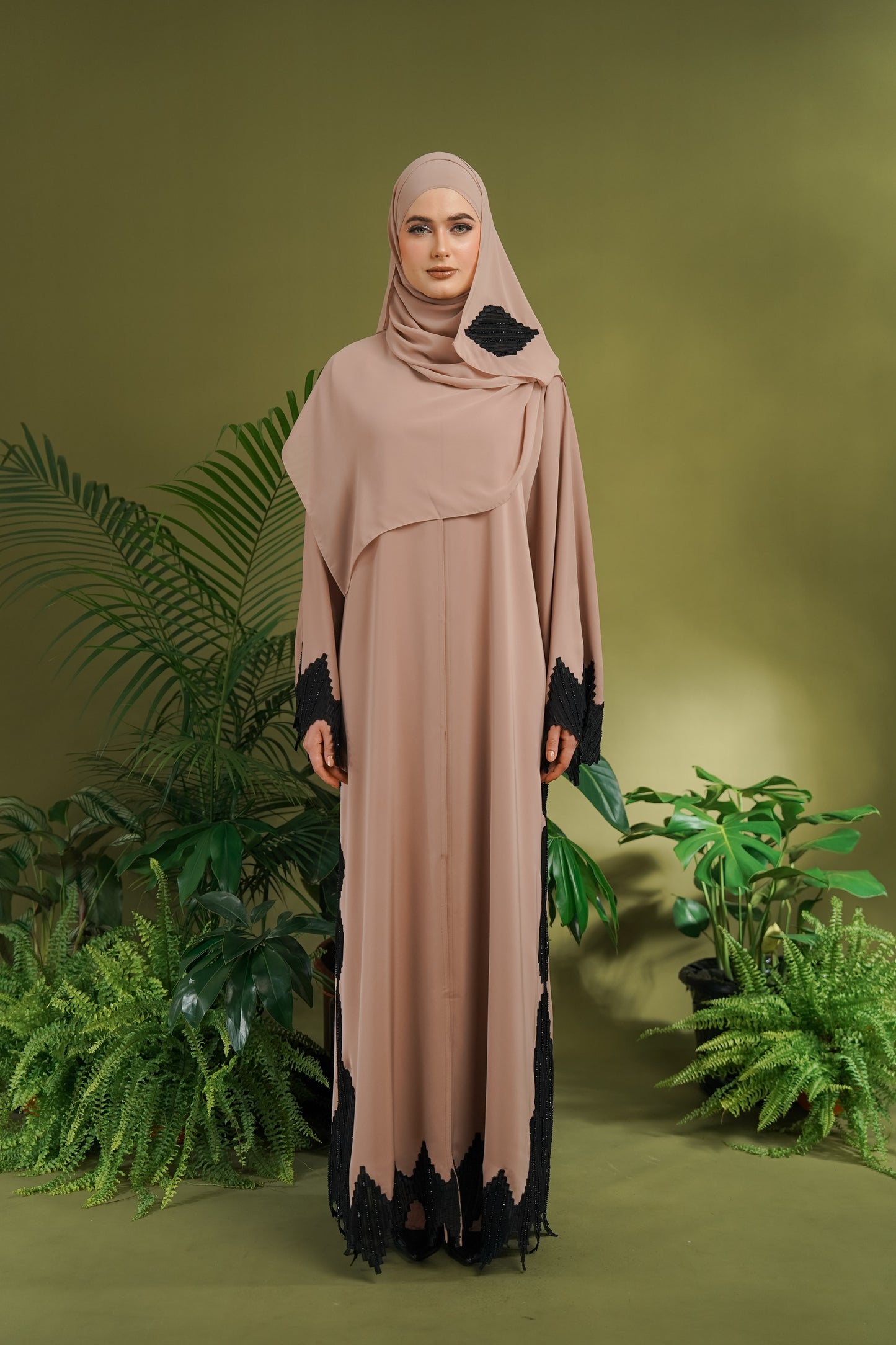SYAQEELA ABAYA HAZELNUT