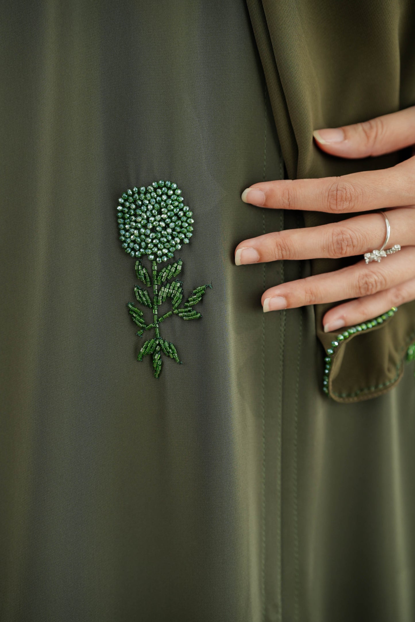 NAWAR ABAYA ARMY GREEN