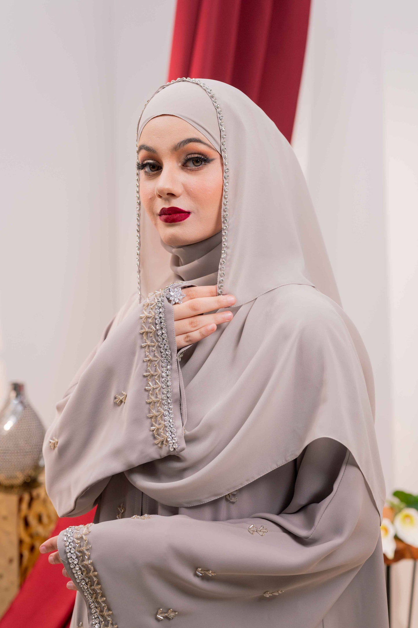 NASHIM ABAYA GREY