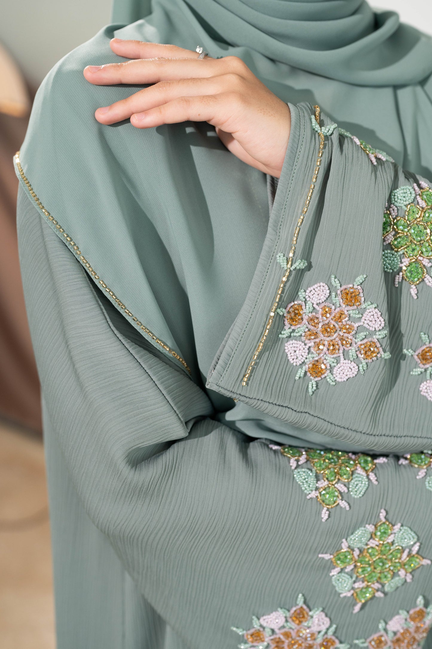 HANAN ABAYA WASABI