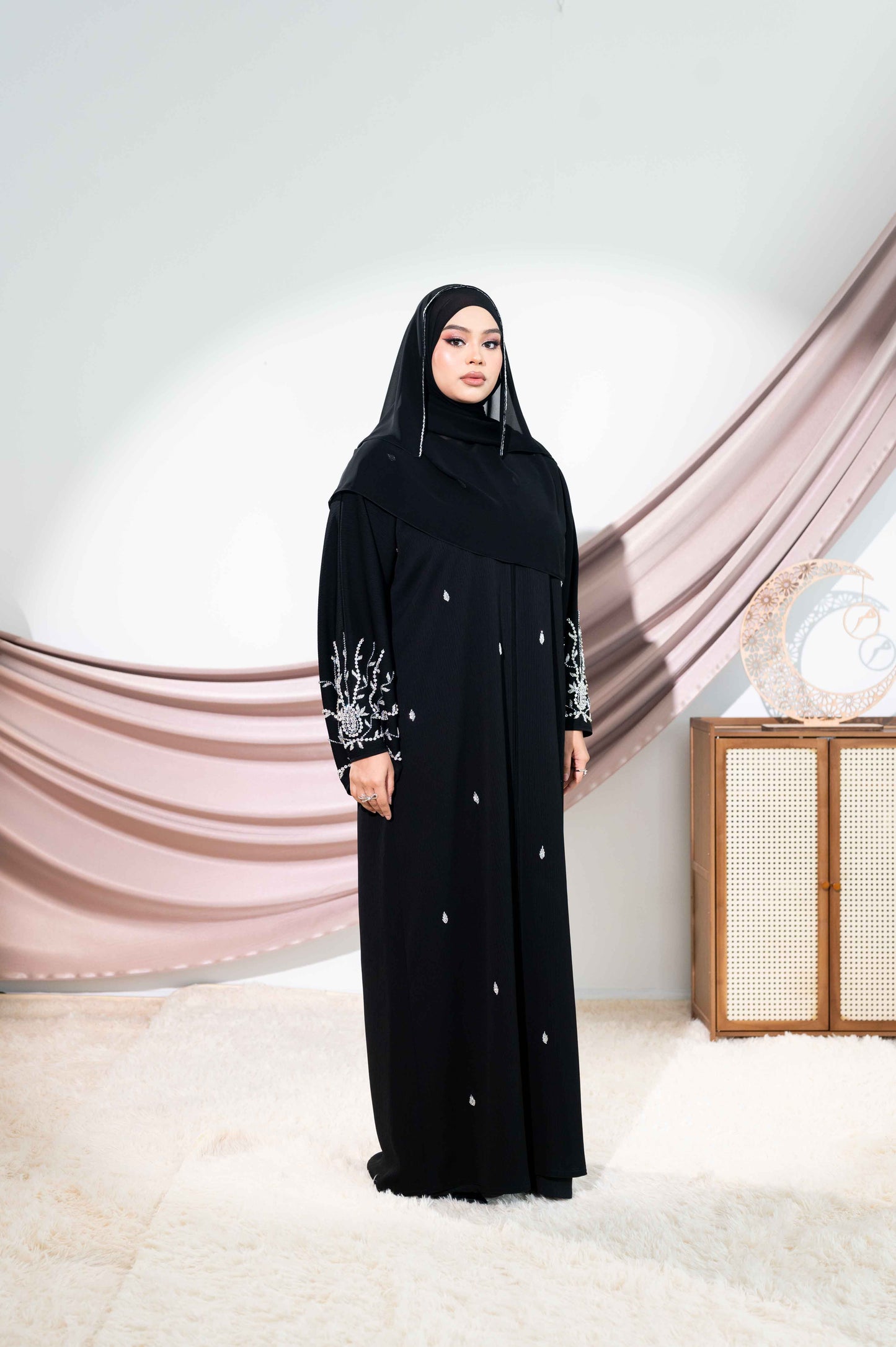 SAHARA ABAYA BLACK