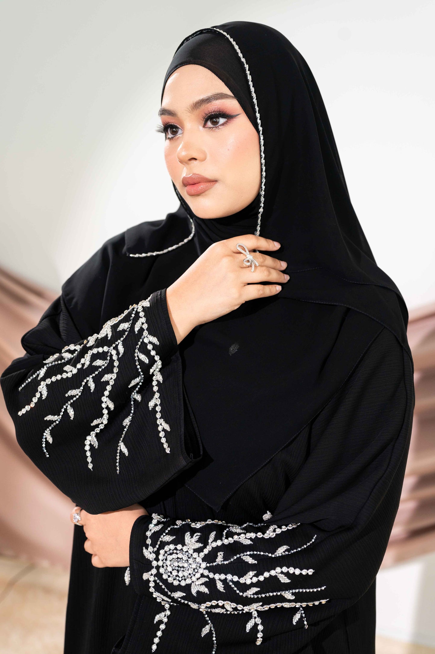 SAHARA ABAYA BLACK