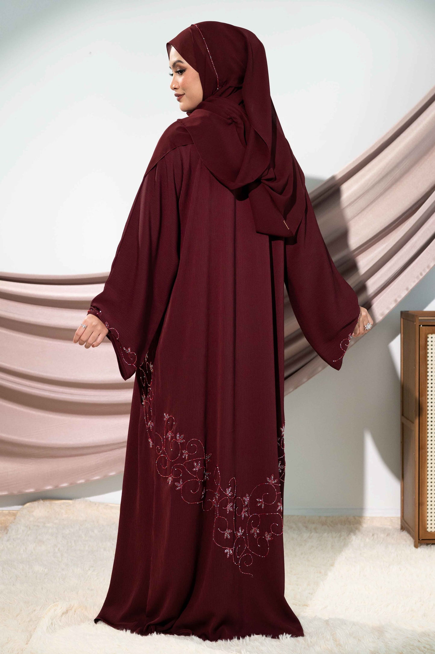 MAHREEN ABAYA BURGUNDY