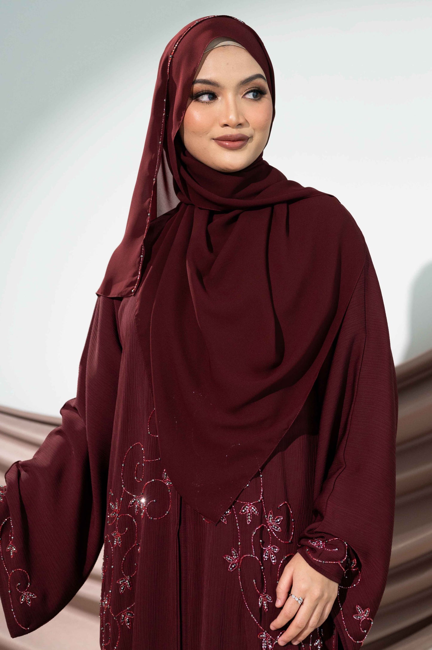 MAHREEN ABAYA BURGUNDY