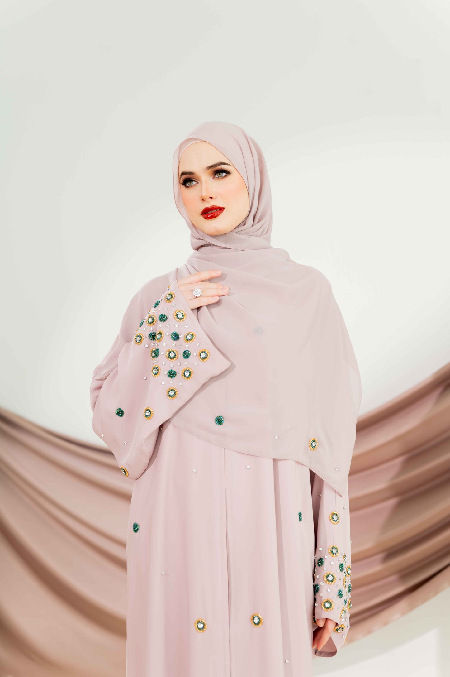 RUMI ABAYA PALE LILAC