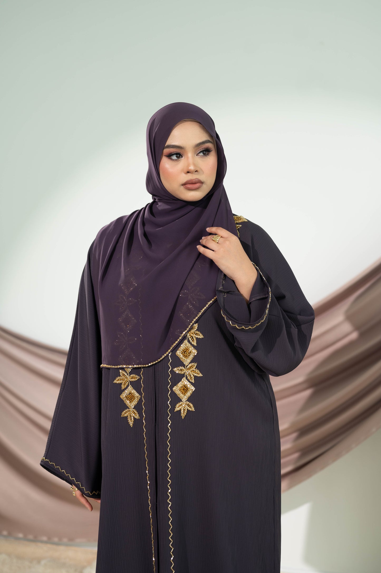 LEANDRA ABAYA DEEP PURPLE