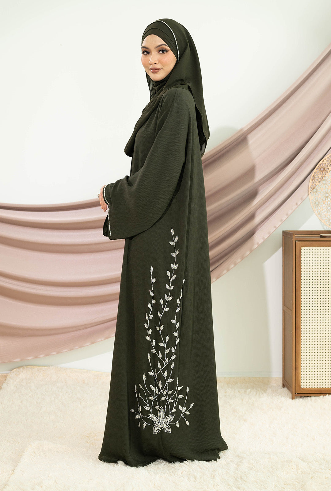 NAMYLA ABAYA DARK OLIVE