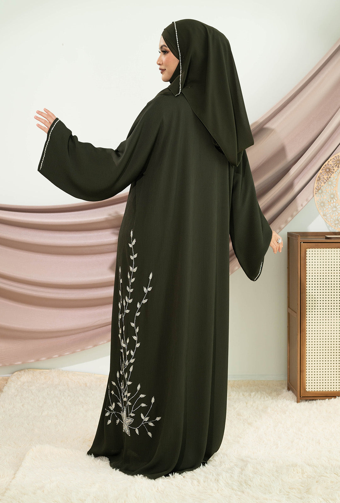 NAMYLA ABAYA DARK OLIVE