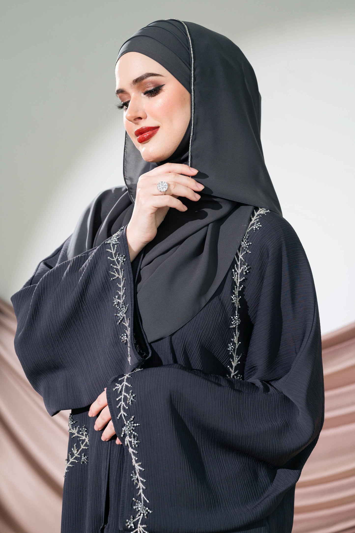 DELAYLI ABAYA DARK GREY