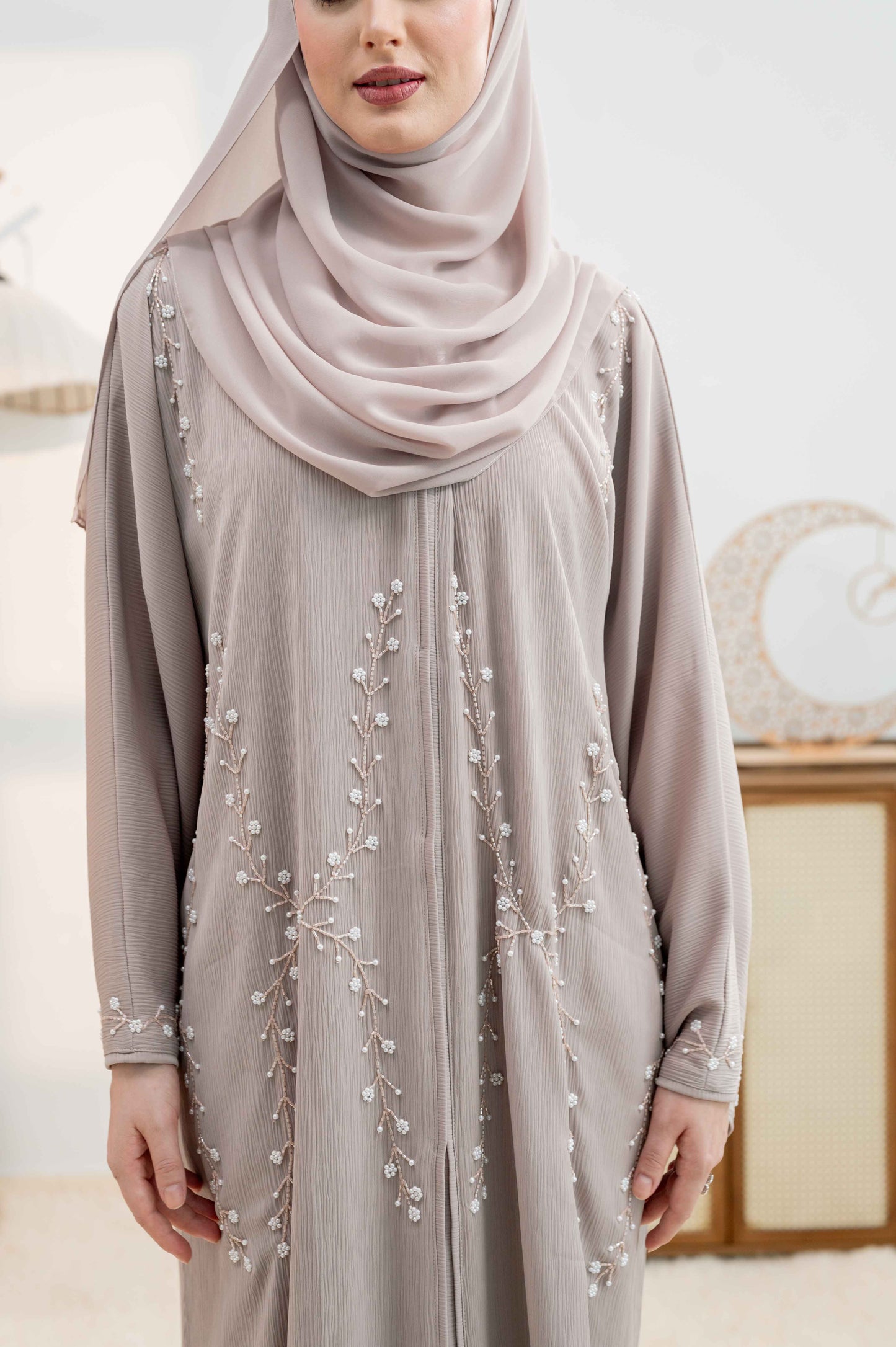 RIFA ABAYA NUDE GREY