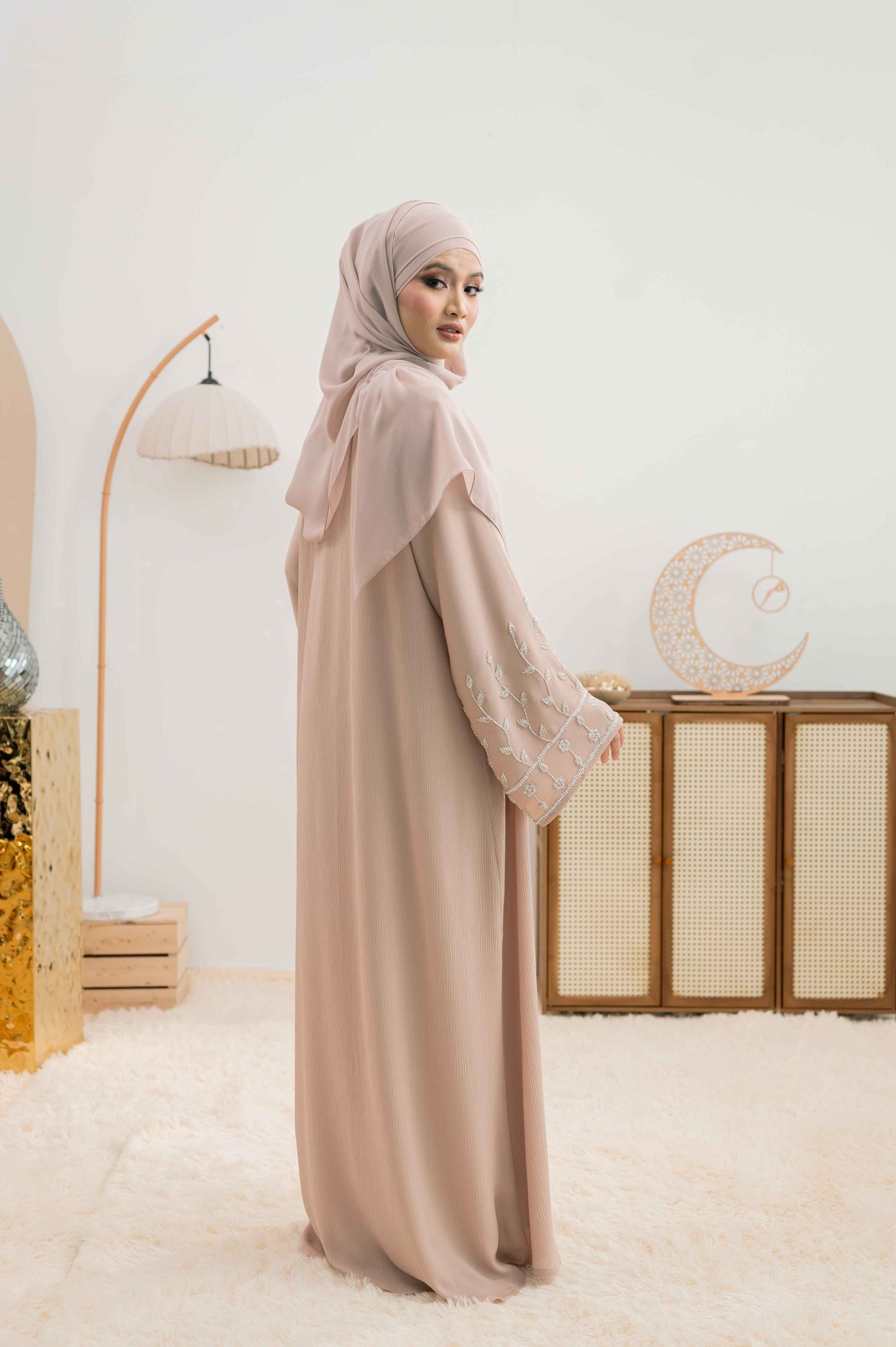BILQIS ABAYA BEIGE
