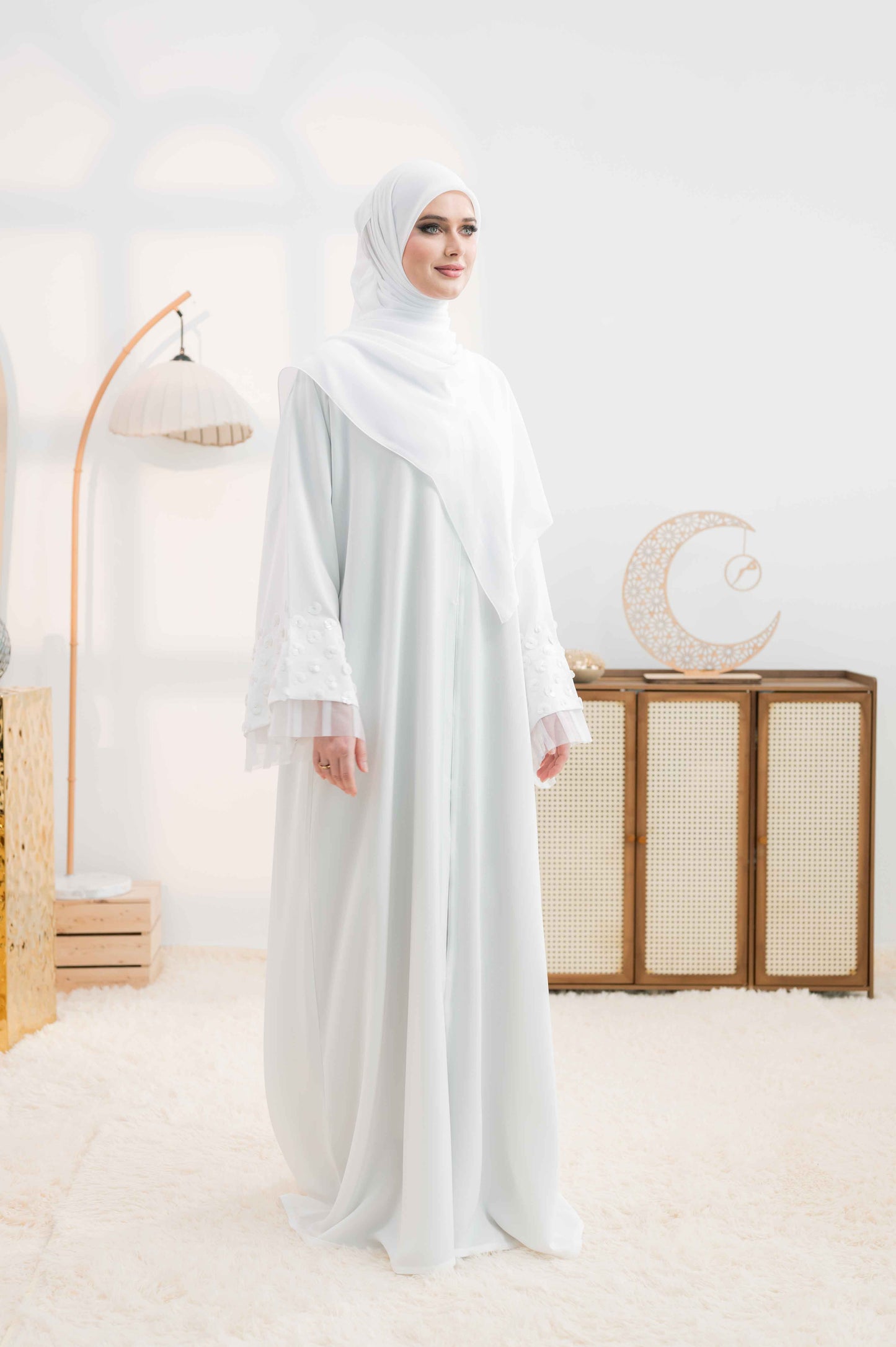 JAYDRA ABAYA WHITE