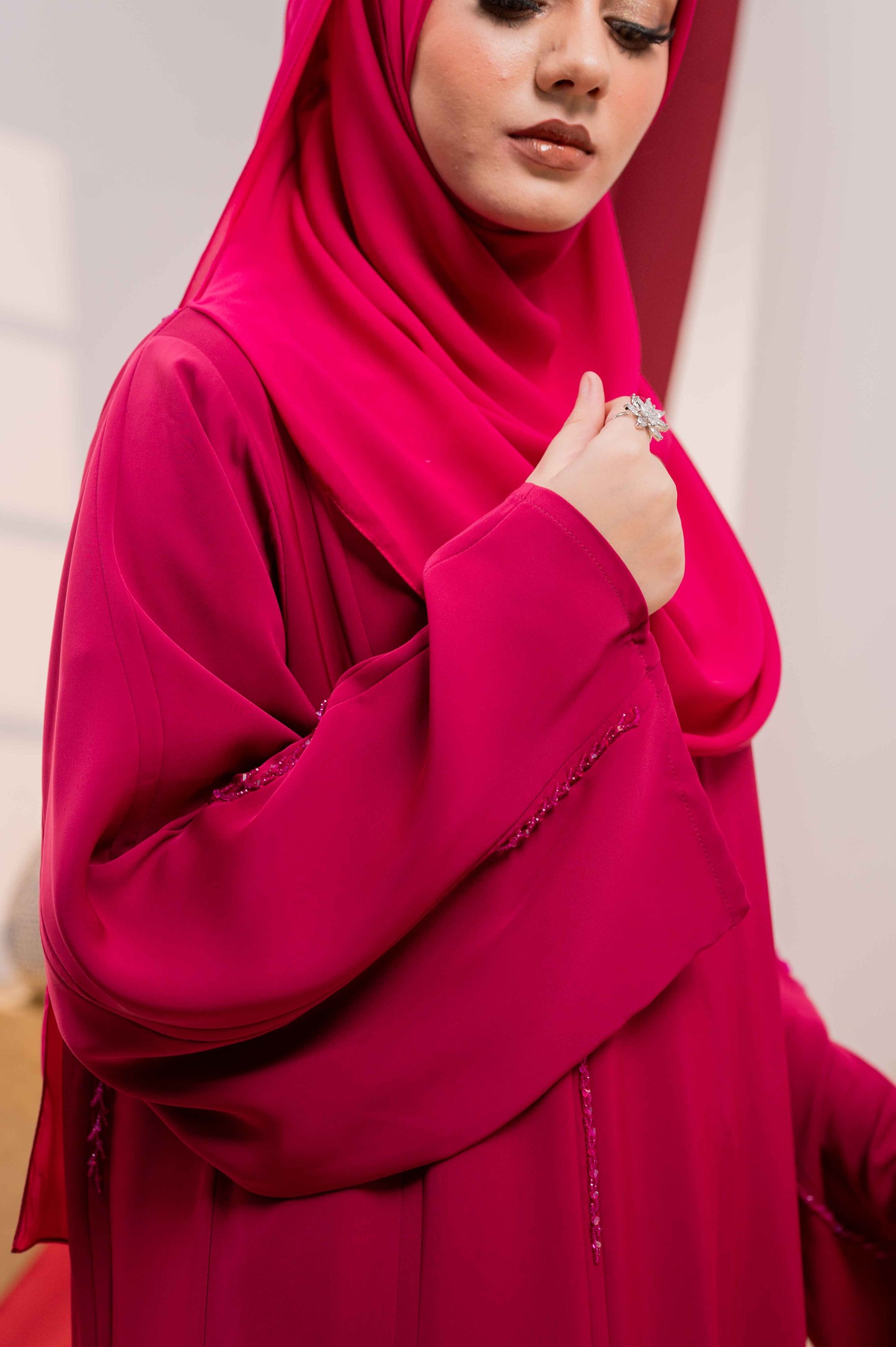 HAMRA ABAYA FUCHSIA RED