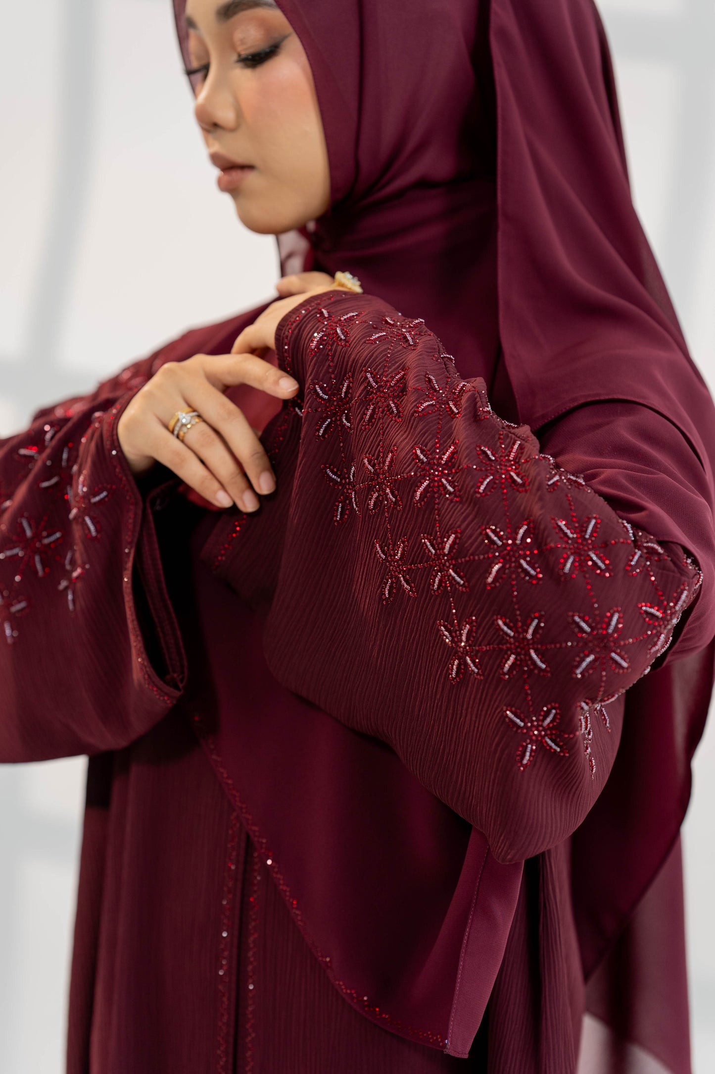 HAWA ABAYA BURGUNDY