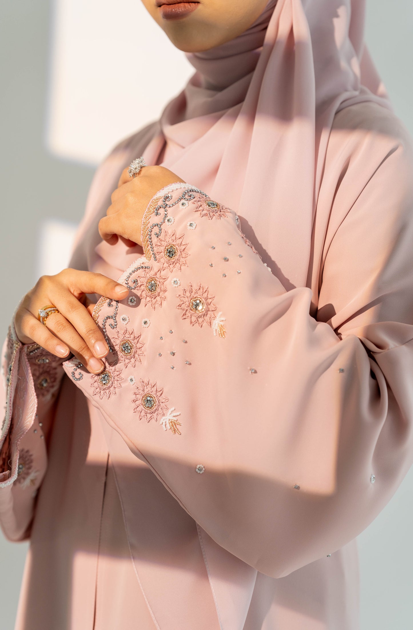 DAHLIA ABAYA BABY PINK