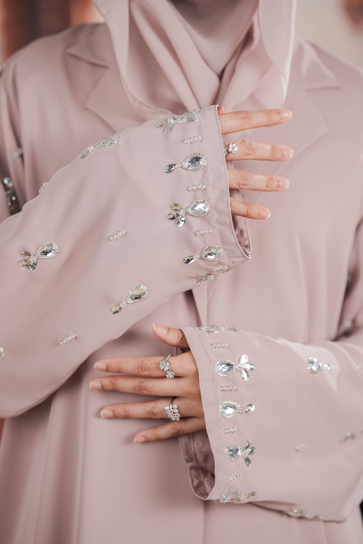 HAWRA ABAYA DUSTY PINK