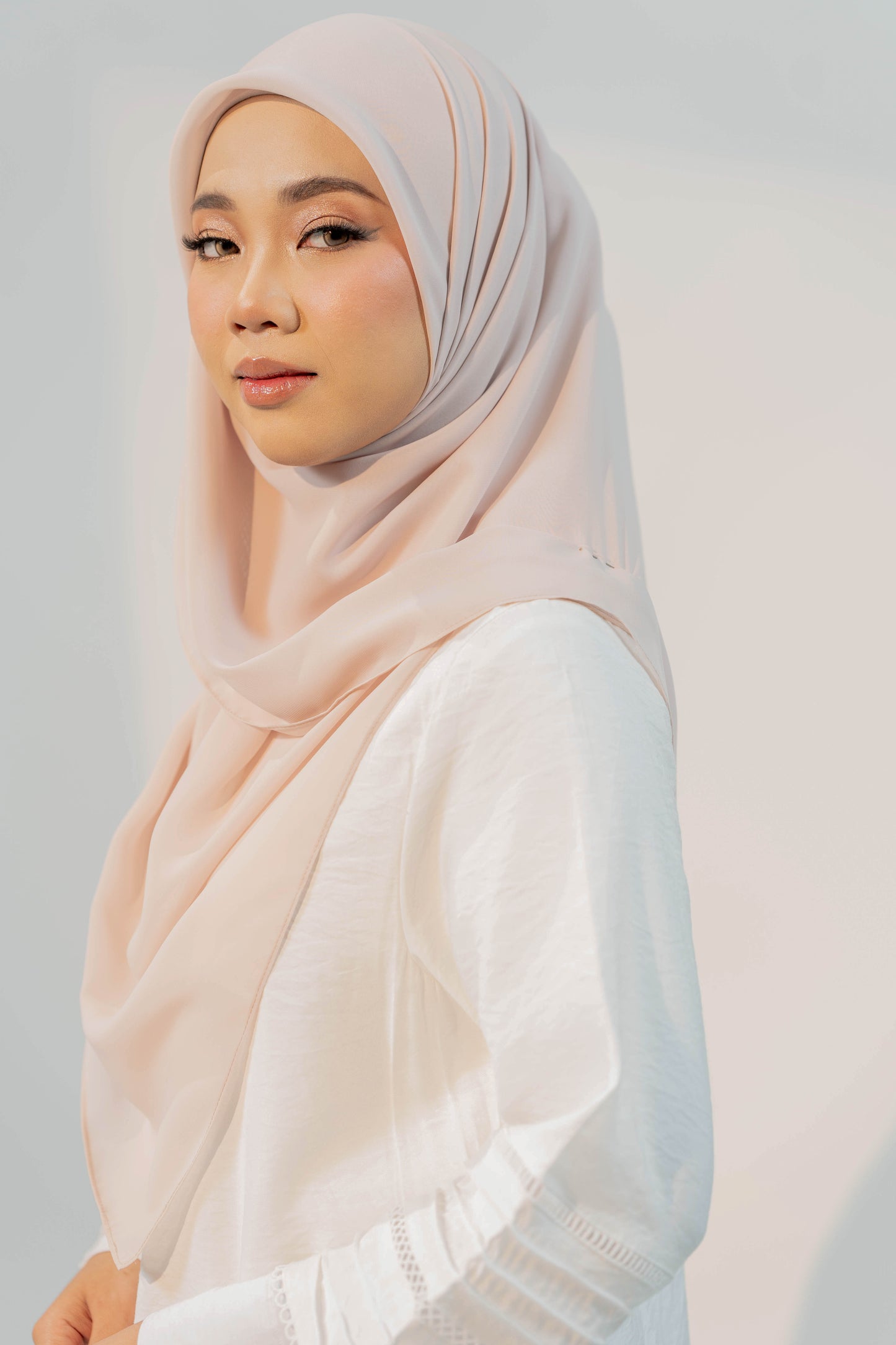 MALEEQA HIJAB PALE PINK