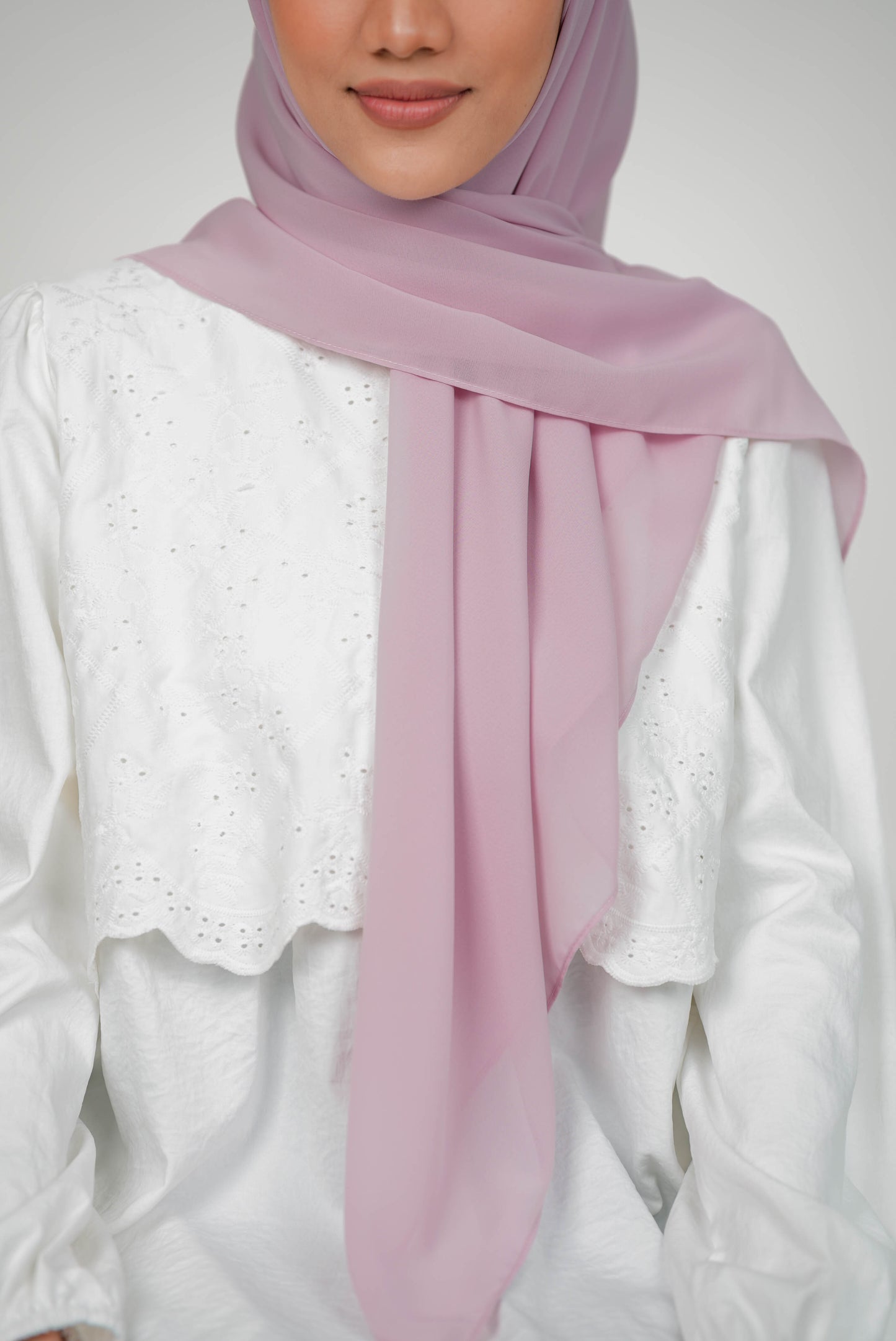 MALEEQA HIJAB PINK BLOSSOM