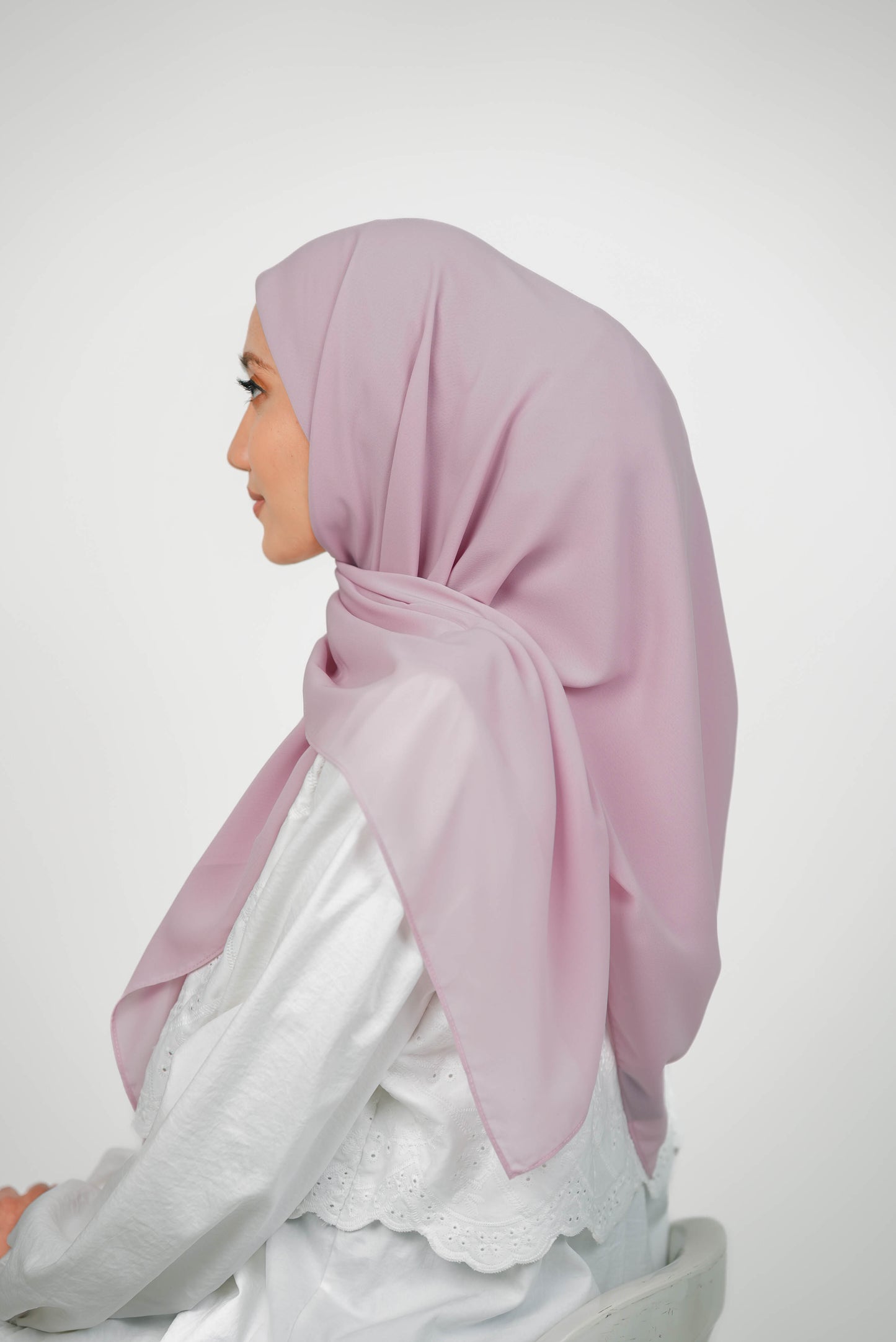MALEEQA HIJAB PINK BLOSSOM