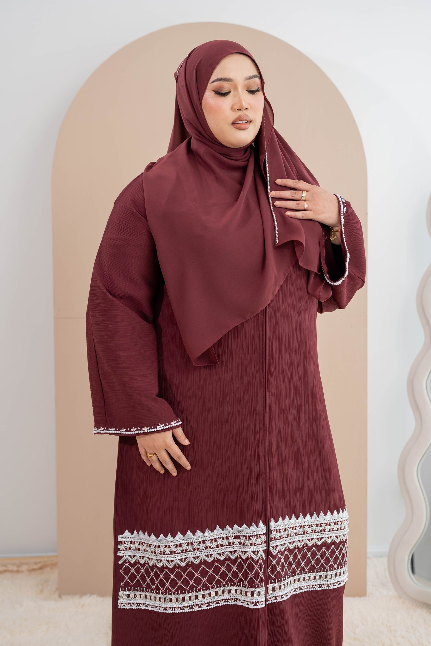 JAWDA ABAYA BURGUNDY