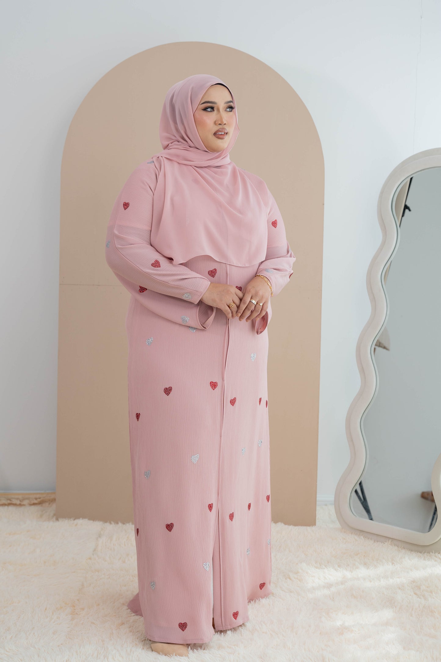 QALBI ABAYA SOFT PINK