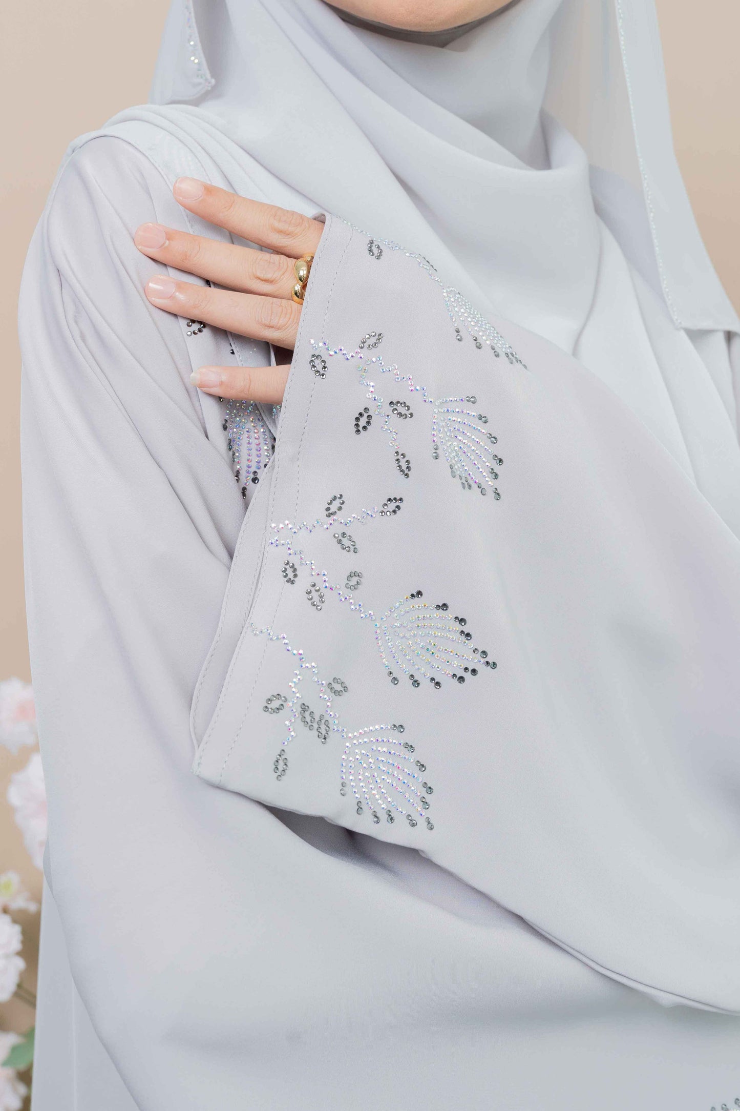 RASHA ABAYA LIGHT GREY