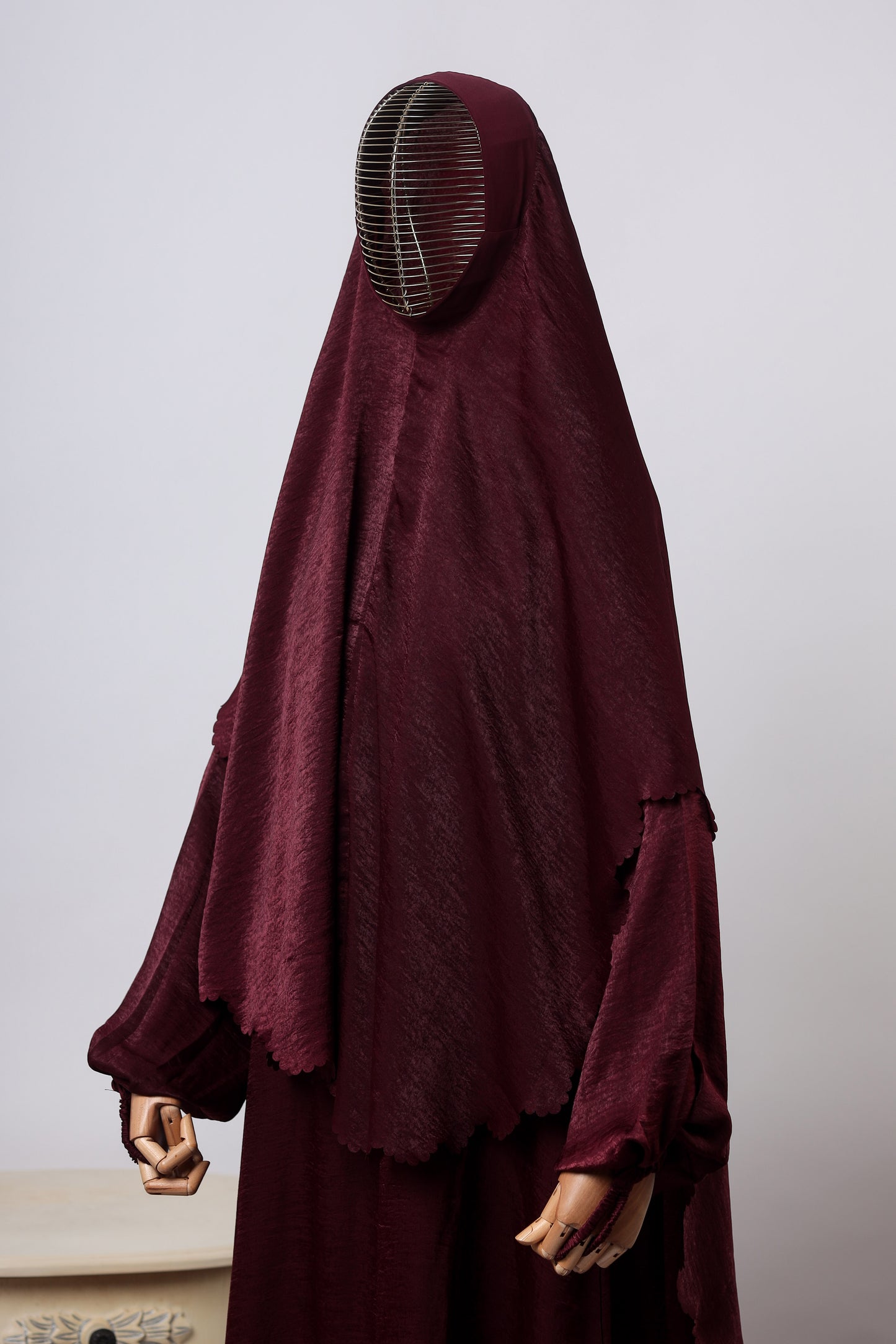JUBAH MARWA MAROON