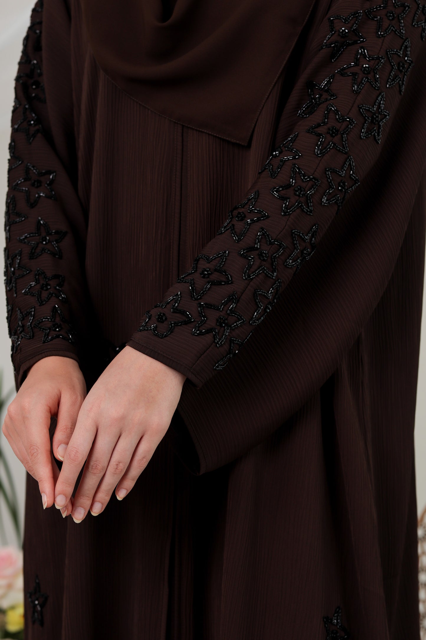 STARLA ABAYA DARK MAROON