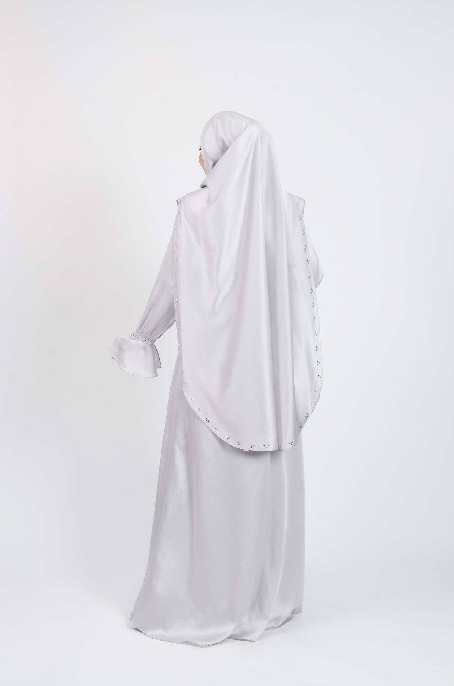 JUBAH NAJEEHA - LIGHT GREY
