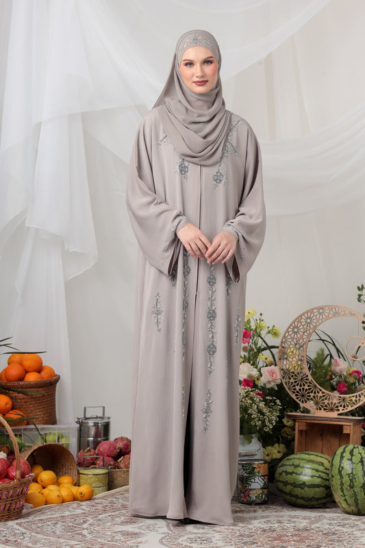 MAHAR ABAYA NUDE