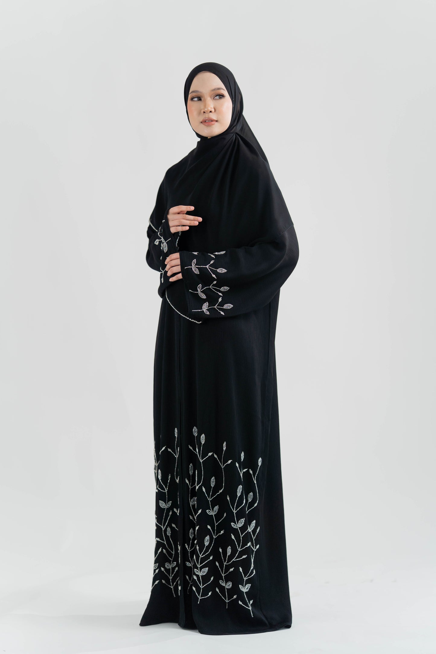 GULYA ABAYA BLACK