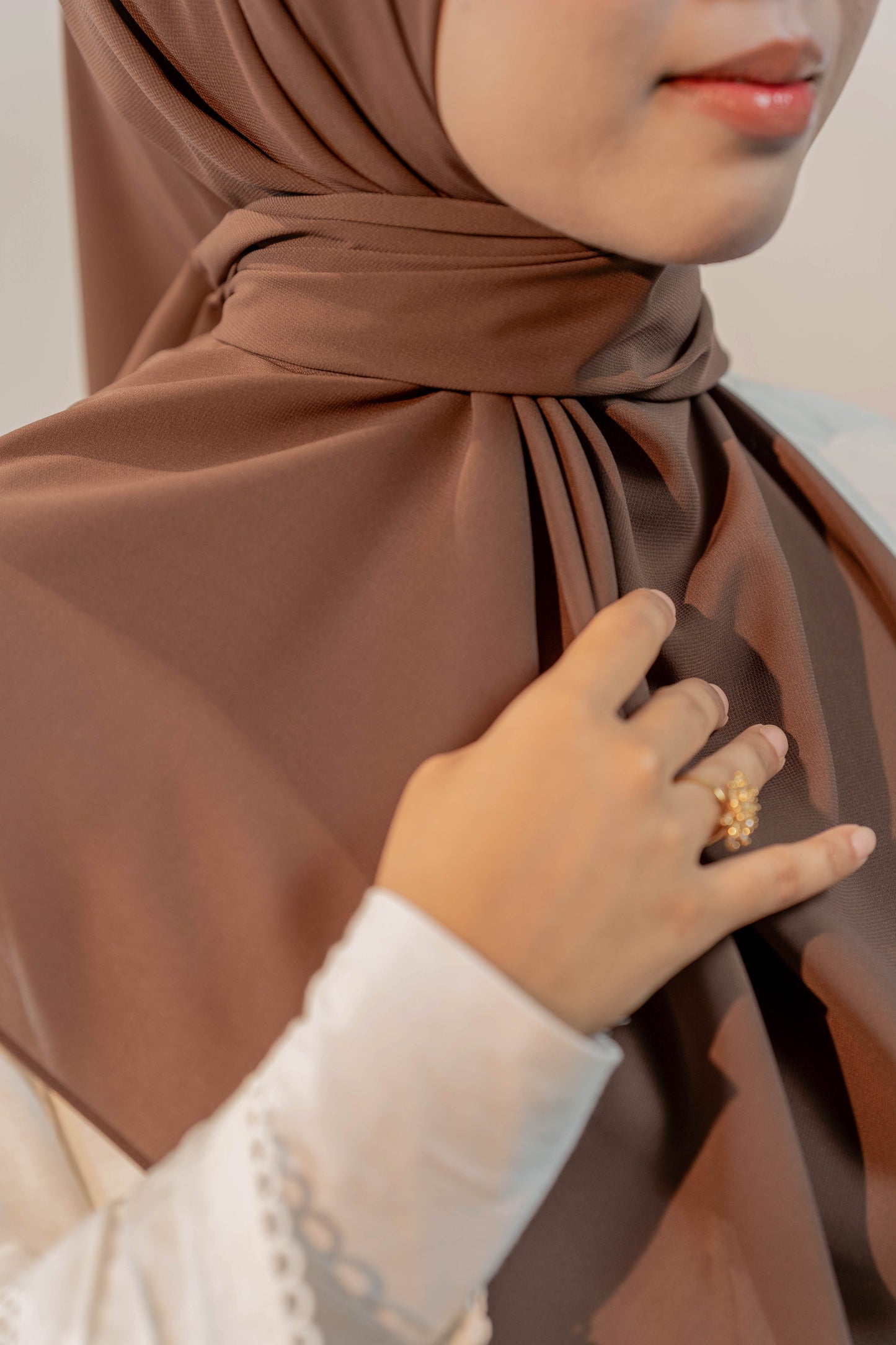 MALEEQA HIJAB BROWN