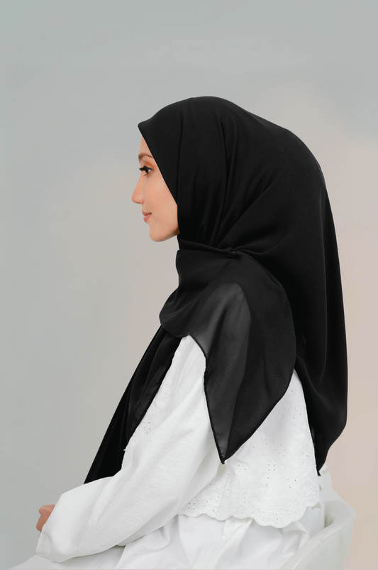 MALEEQA HIJAB BLACK