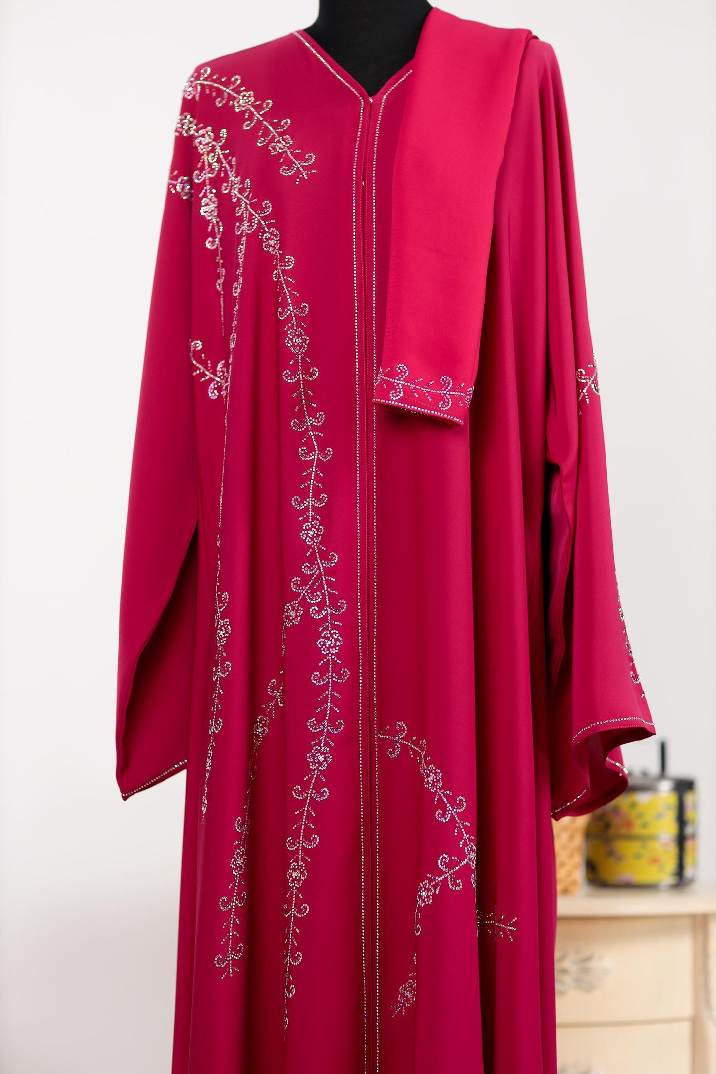 GAMILA ABAYA SHOCKING PINK