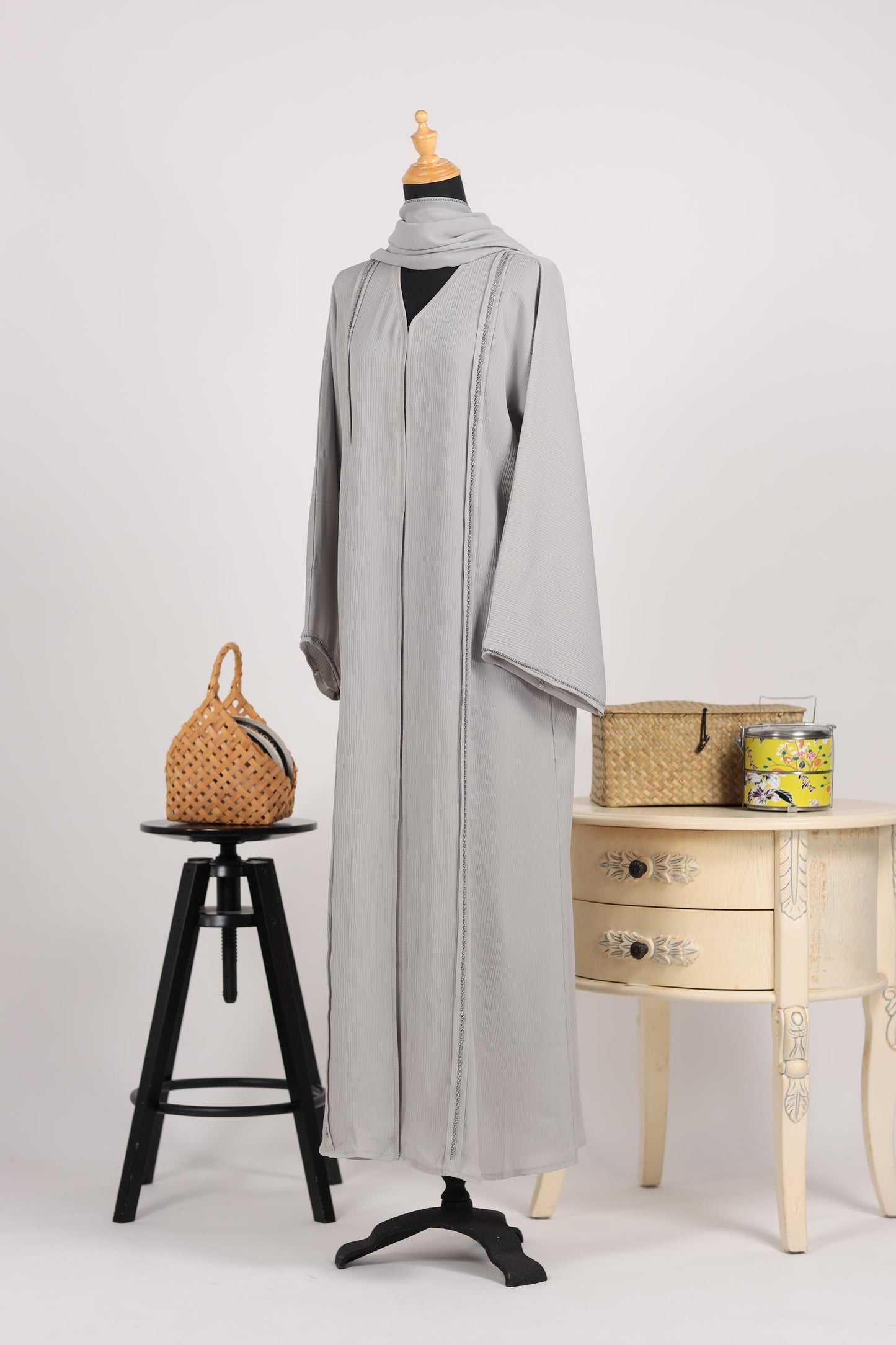 UZMA ABAYA GREY