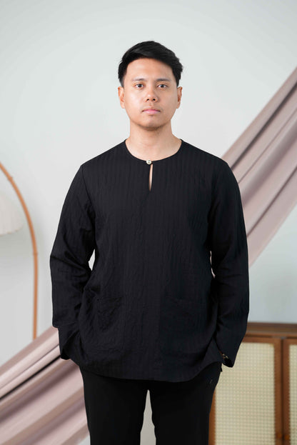 KURTA HAIL BLACK