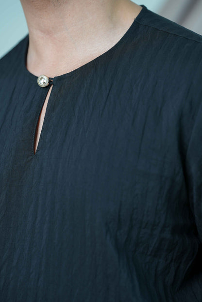 KURTA HAIL BLACK