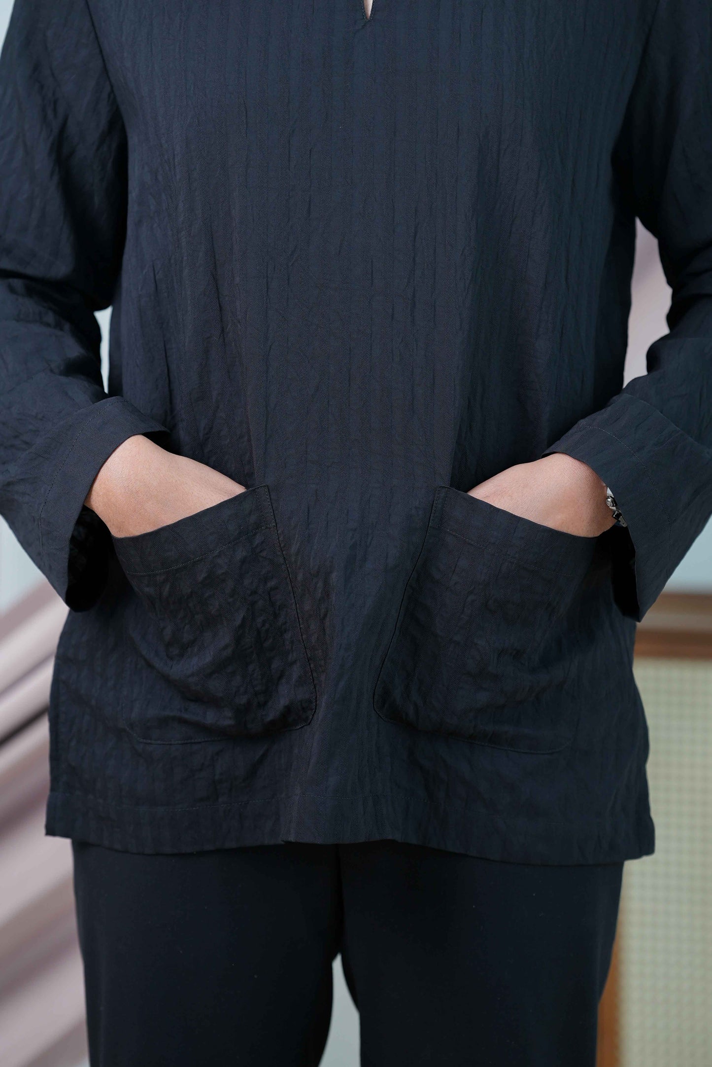KURTA HAIL BLACK