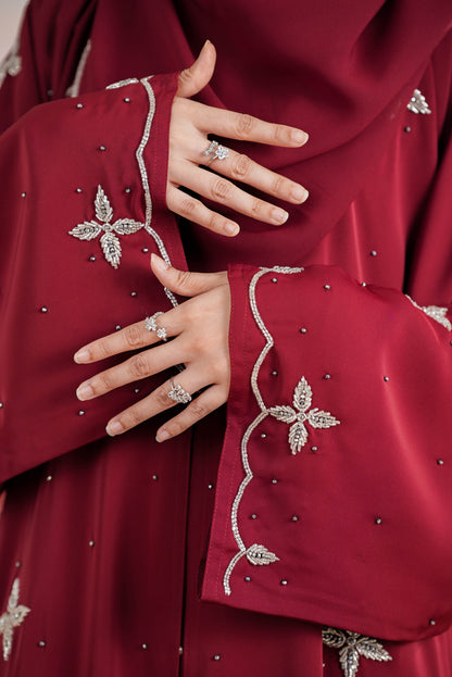 HEELWA ABAYA RUBY RED