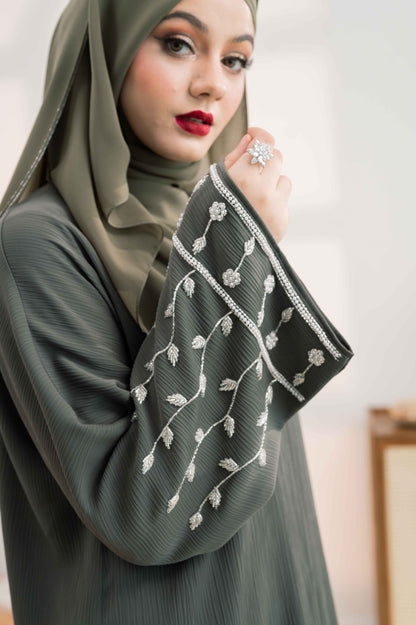 BILQIS ABAYA OLIVINE GREEN