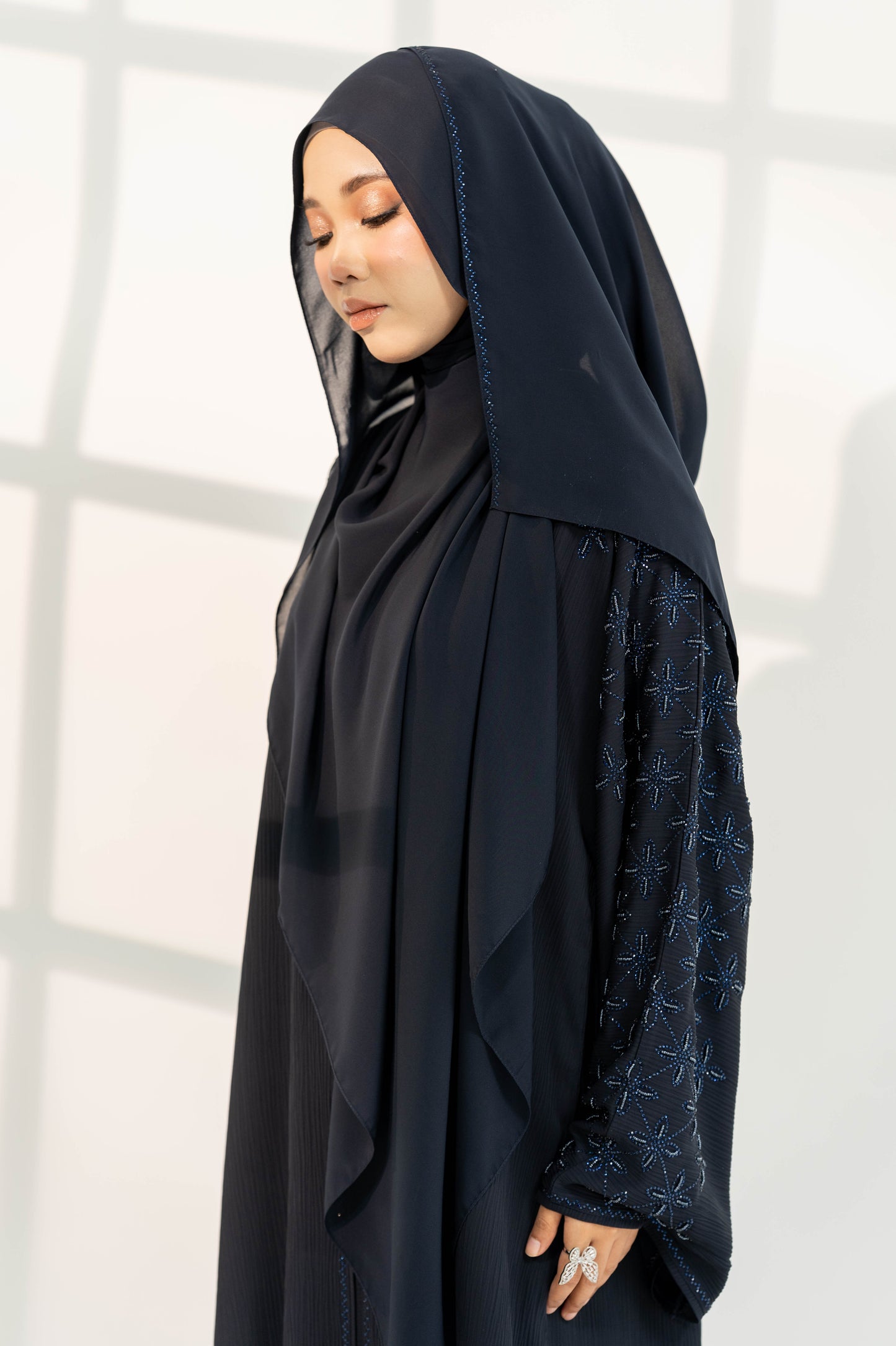 HAWA ABAYA NAVY BLUE
