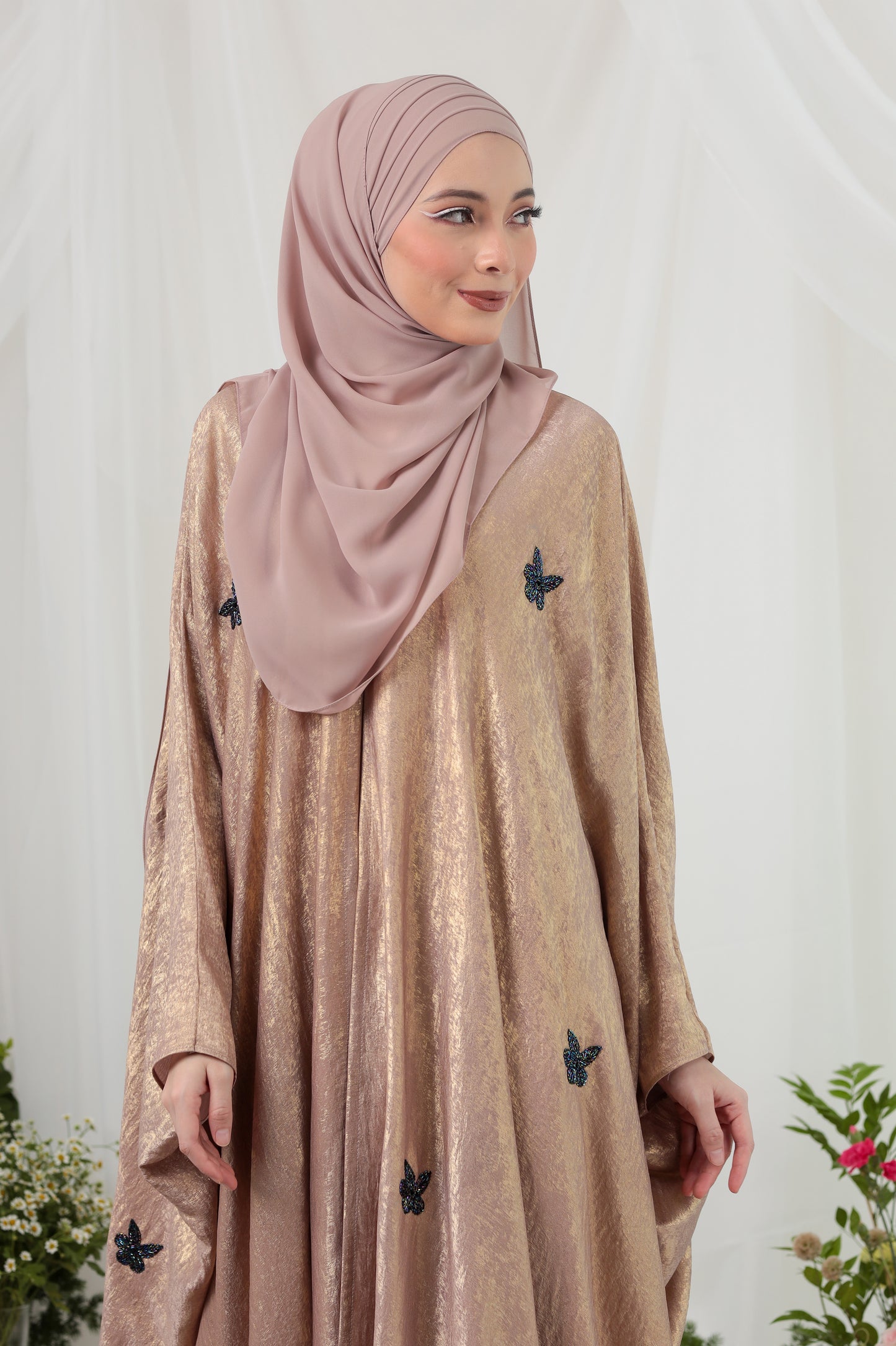 QAHEERA ABAYA PINK