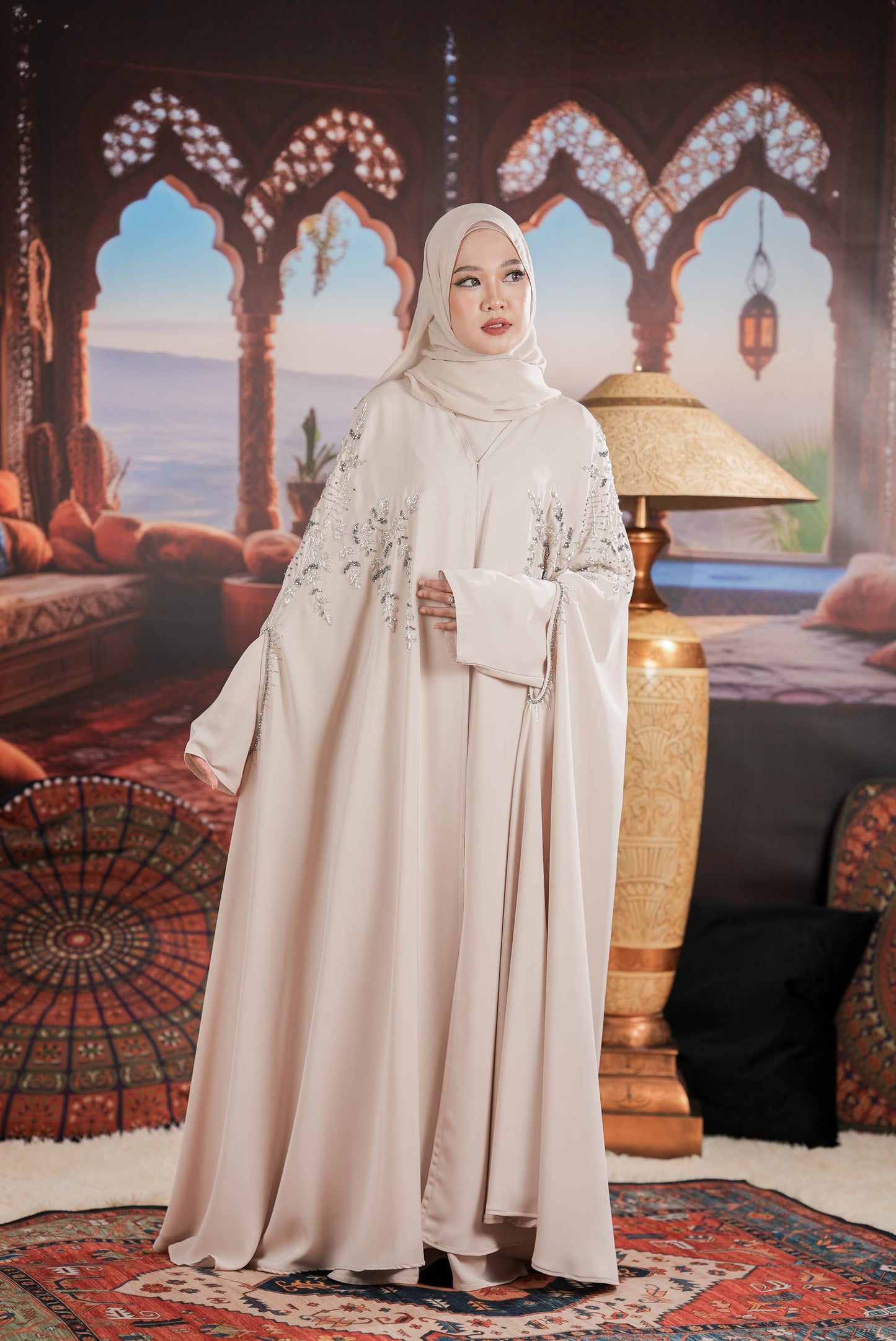NOURA ABAYA LIGHT BEIGE