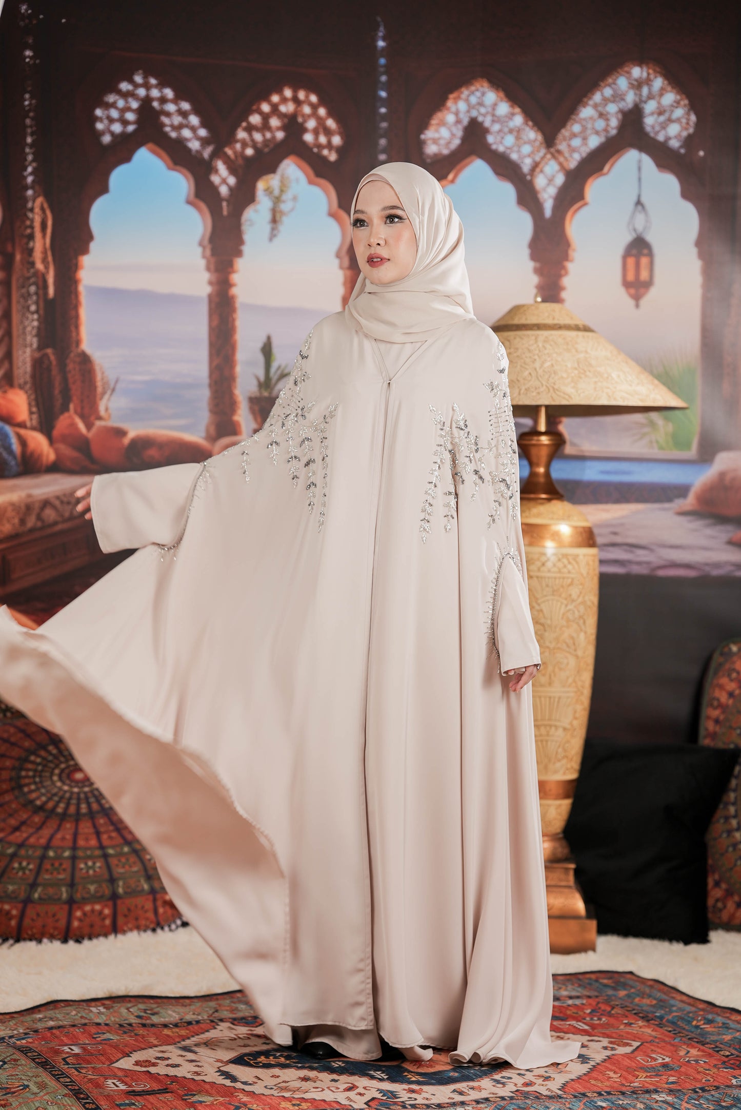 NOURA ABAYA LIGHT BEIGE